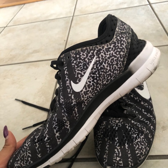 Nike Running Shoes - Picture 3 of 4